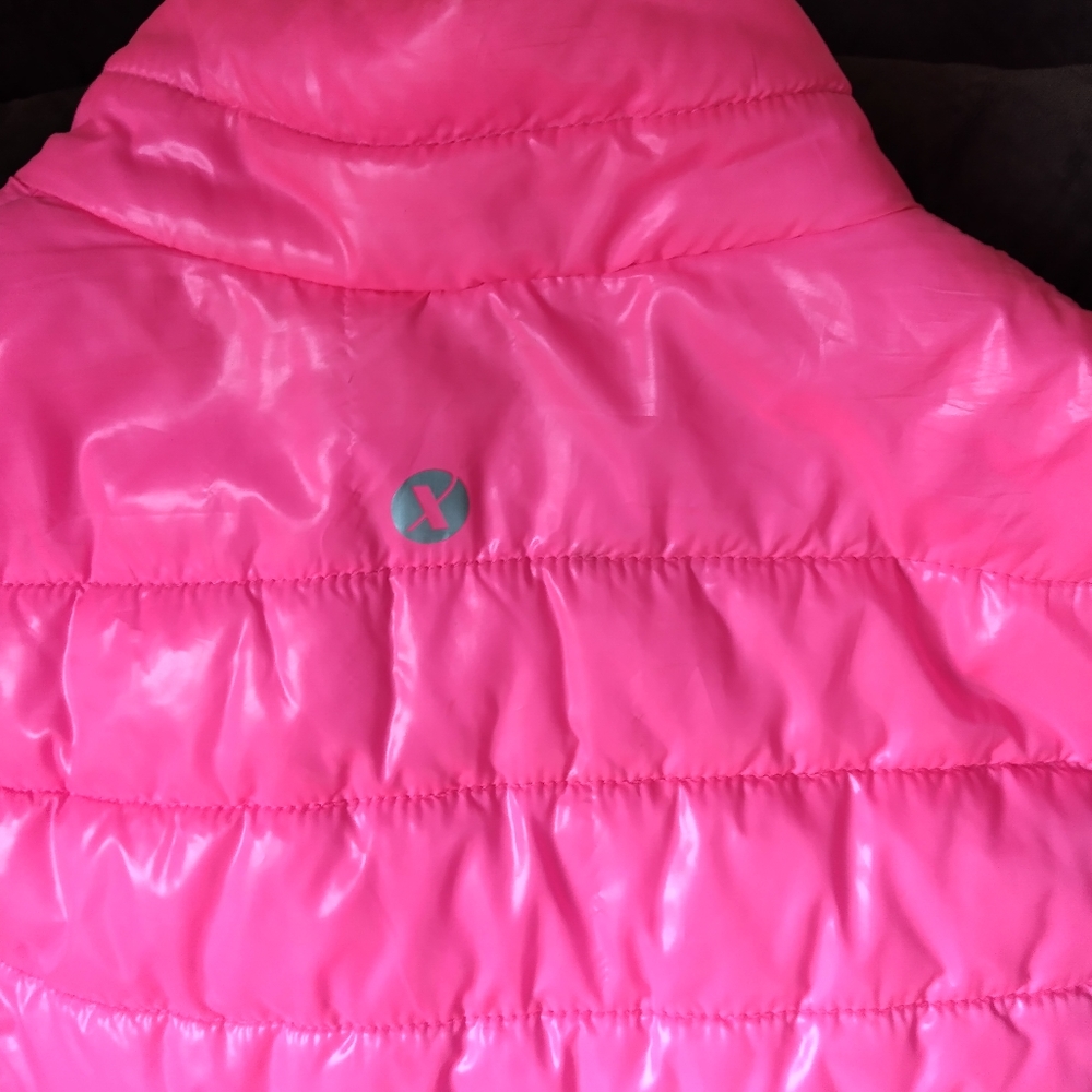 Vest - Picture 6 of 7